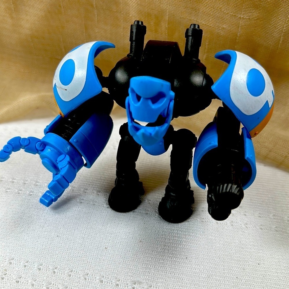 Zuru Vlad And Niki 4" Blue Mech Robot Action Figure Superhero Surprise